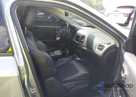 2019 Jeep Compass Latitude 4X4 from USA, damaged, VIN 3C4NJDBB1KT682739